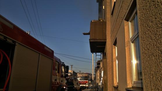 Broumovští hasiči zlikvidovali požár v koupelně rodinného domu