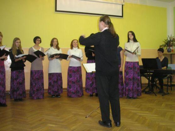 Adventní trh s koncertem v Křinicích na Broumovsku 