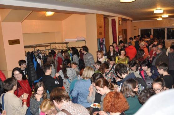 Pořadatelé festivalu Jeden svět ocenili dobrovolnickou pomoc studentů Gymnázia Broumov 