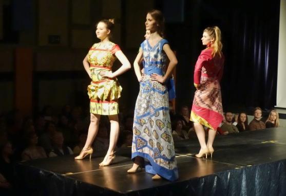 Dvakrát vyprodaný sál Informačního centra přivítal jaro v Broumově opět velkolepě 