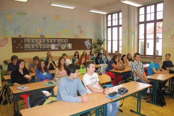 Hejtman Lubomír Franc zahájil školní rok na broumovském gymnáziu