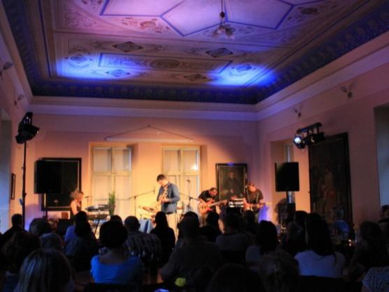 Jazzová kavárna bude na podzim pokračovat