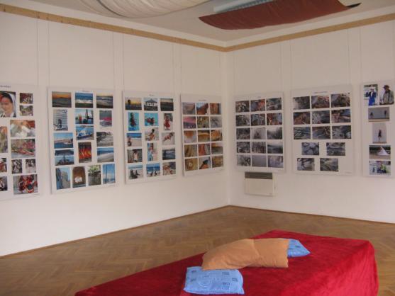 Tématický průřez své tvorby za poslední období vystavují v Zeleném domečku tři fotografové z Červeného Kostelce 