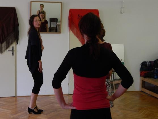 Španělský večer taneční skupiny Las Babuchas doplní kurz flamenca pro začátečníky 