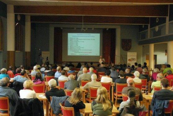 Police nad Metují dva měsíce žila antikou 