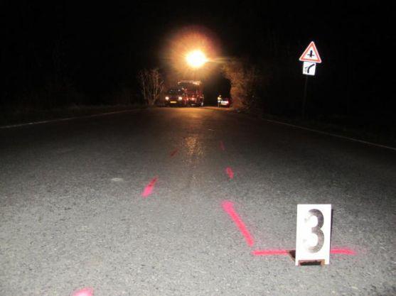 Muž z Broumovska ujížděl policistům a havaroval