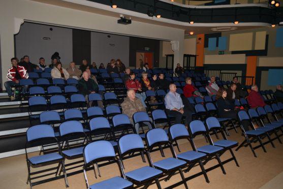 Broumovská veřejnost se dozvěděla o důsledcích průzkumu ložisek plynu a o protestech