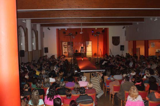 Při Baobab fashion show modelky předvedly módu pro všechny ženy 