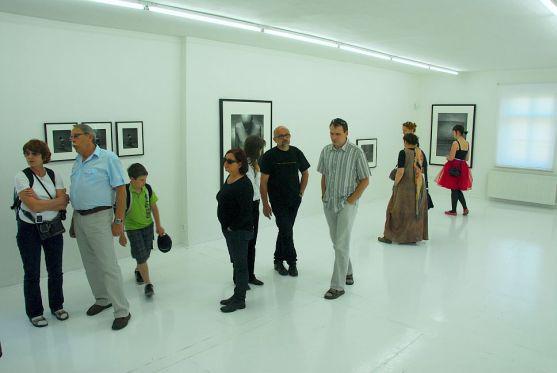 Nová výtvarná Galerie Dům v klášterní Zahradě* v Broumově je otevřena 