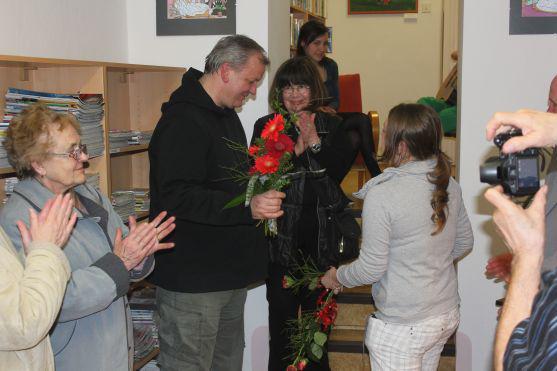 Vernisáž výstavy kresleného humoru Luboše Drastila provázel smích 