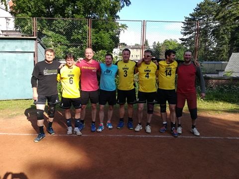 Volejbalistům Broumova těsně unikl Letní pohár