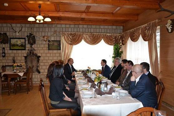 Broumovské vedení navštívilo partnerské město Nowa Ruda. Hlavním tématem byla budoucí spolupráce