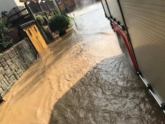 Následky silného lokálního deště na Policku