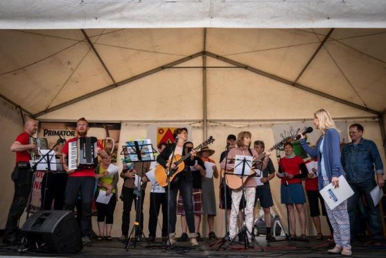 Na polickém náměstí zavoněla zelňačka