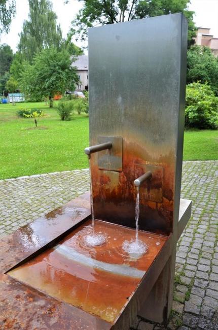 Od pramene k prameni kolem vody Metuje