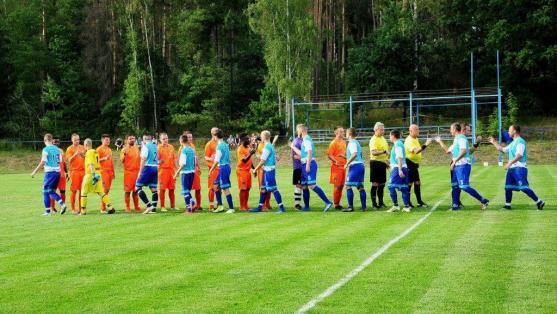 Police pomstila Broumov a postoupila v poháru 