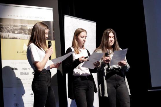 Nové příběhy pamětníků opět zaplnily Dřevník