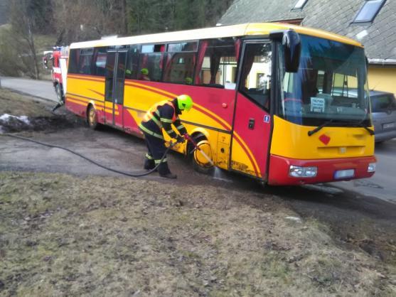 V Adršpachu havaroval linkový autobus
