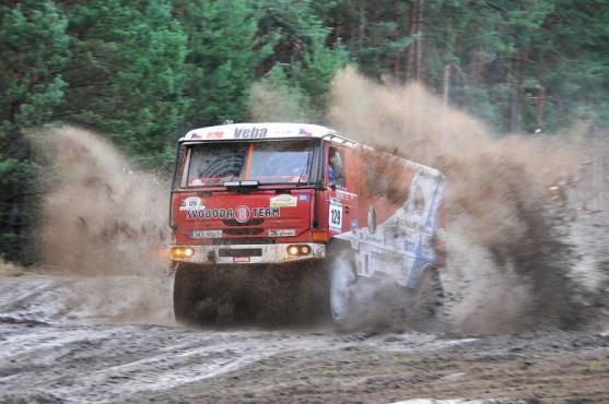 Broumovský Svoboda Tatra Team bude startovat v Polsku na rally Baja Inter Cars 2016