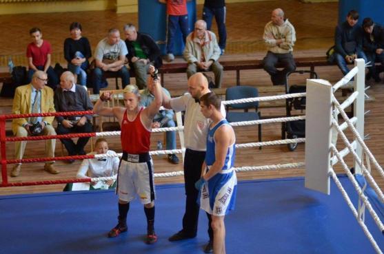 Jakub Šuda vyhrál mezinárodní boxerský turnaj v Polsku. Má za sebou 101 mistrovských zápasů v ringu