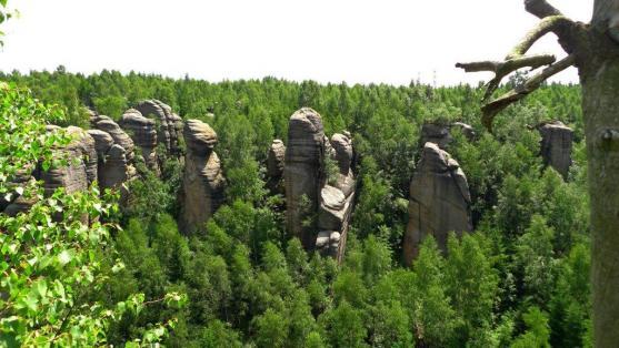 Přijďte si zalézt do krásné přírody Broumovských stěn