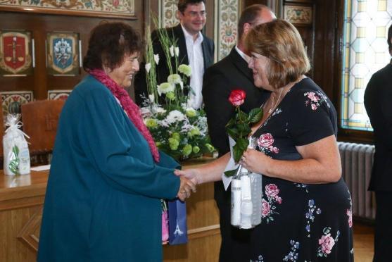 Hold Karlu Gottovi vzdaly také finalistky soutěže Batist Nej sestřička