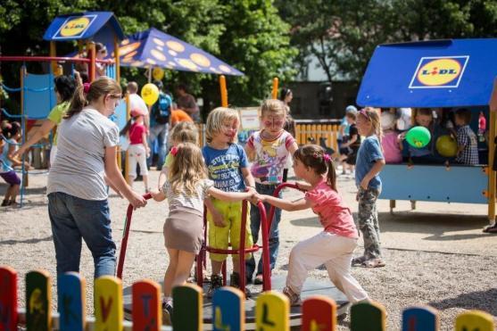 Společnost Lidl letos naposledy postaví dalších deset Rákosníčkových hřišť