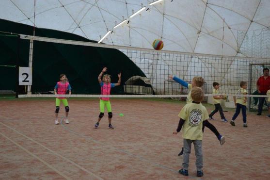 Víkend byl nabitý dětským volejbalem. Broumovské týmy na bedně!