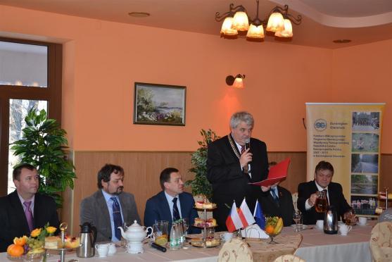 Broumovští radní oslavili v Nowe Rudě 20 let spolupráce