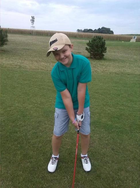Při golfu se děti učí slušnému chování a gentlemanství. Velkým talentem, který vyrůstá v Broumově, je Matěj Špreňar