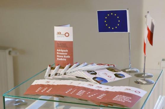 Broumov má questy. Nový turistický produkt láká k návštěvě turisty, na své si ale přijdou i místní