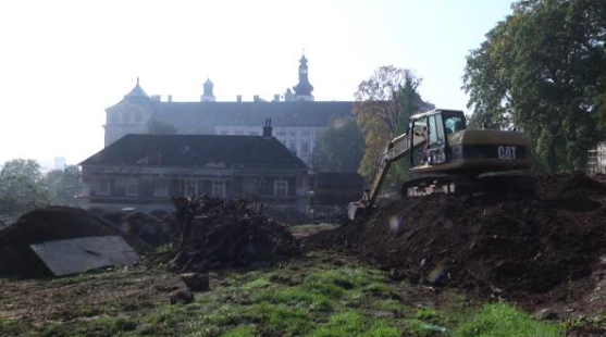 Klášter, kostely, pivovar, Veba... O Broumovsko se zajímají média