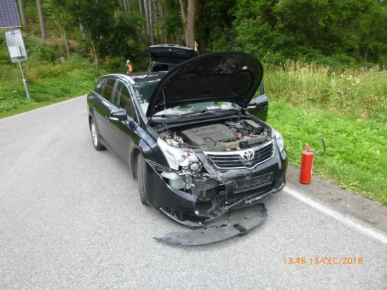 V Adršpachu se střetly dva automobily