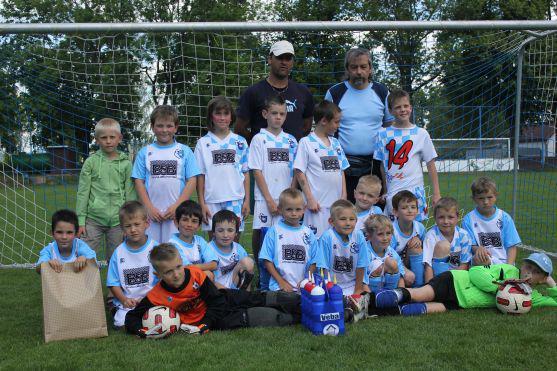 Broumovská fotbalová mladší přípravka hostila na svém hřišti týmy z Jaroměře a Horního Starého Města