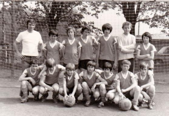 Připravuje se výstava archívních fotografií broumovského fotbalu. Podílejte se na ní!