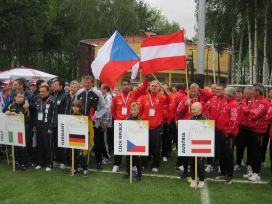 Česká fotbalová reprezentace starostů dnes nastoupí v semifinále Eura proti Itálii