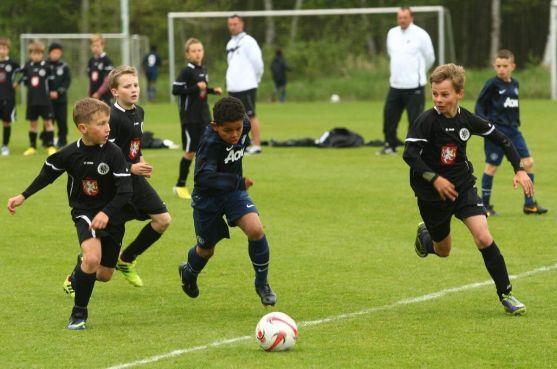 Broumovský fotbalista Dan Hypšman si zahrál proti Manchesteru United