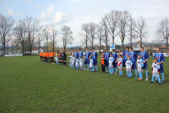 Video: Broumovští fotbalisté zvítězili brankou v posledních vteřinách zápasu
