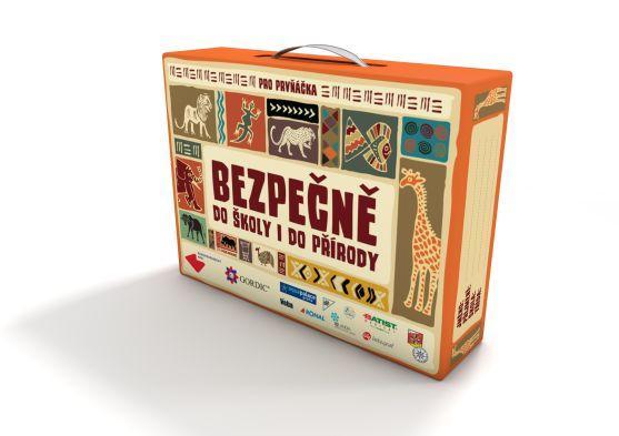 Kufříky prvňáčkům tentokrát hejtman Lubomír Franc předá ve školách v Polici nad Metují a v Hronově