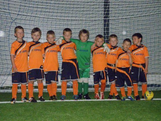 Dva nadějní fotbalisté z Broumova hráli v náchodském výběru na turnaji Arsenal Cup na Slovensku