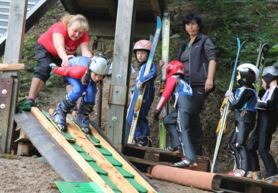 Rekordní účast, rekordní skoky. Takový byl Borský pohár 2015