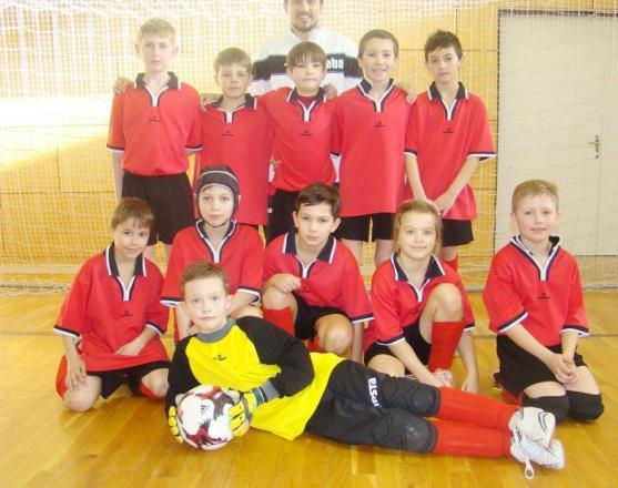 Broumovský fotbal měl zastoupení v mezikrajském finále Zimní halové ligy