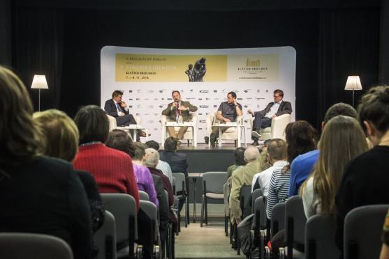 "Chceme, aby Broumovské diskuse měly celostátní dopad," říká Jan Školník