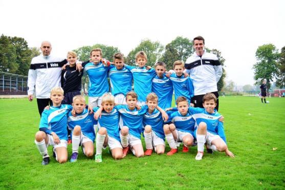 Deset mladých broumovských fotbalistů se podílelo na úspěšných výsledcích výběrů okresních svazů Královéhradeckého kraje