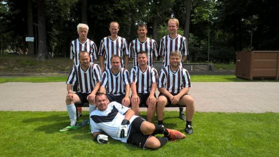 Fotbalový turnaj starých gard o Pohár Teplických skal vyhrál tým Broumova