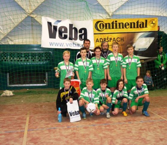 Halový fotbalový turnaj mladších žáků v Teplicích nad Metují vyhrál Slovan Broumov