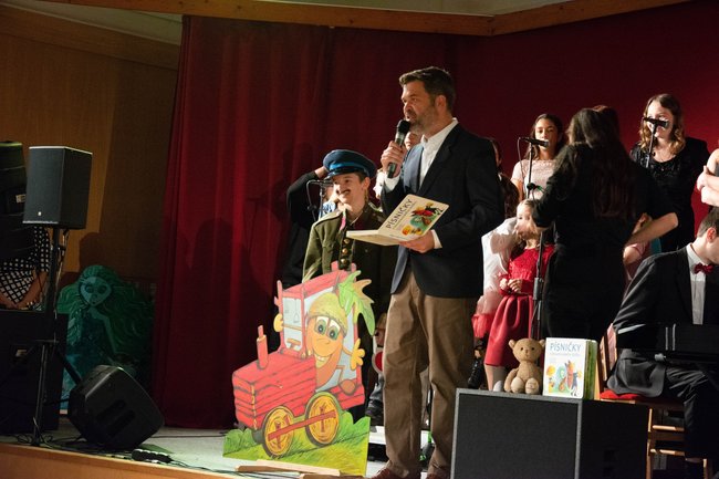 Bubáku, utíkej pryč!