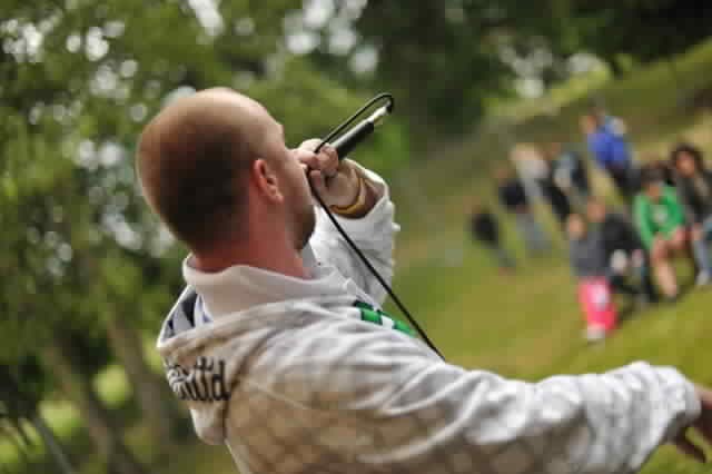 Broumovská kytara na fotografiích Jana Záliše