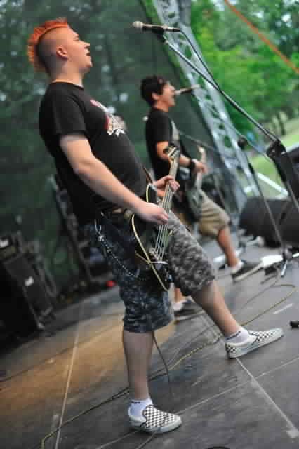 Broumovská kytara na fotografiích Jana Záliše