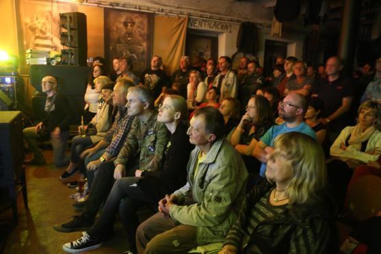 V Edenu hrál Vladimír Mišík. Proč nezahrál Slunečný hrob?